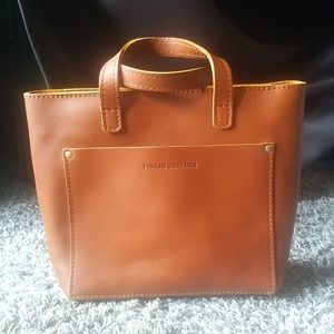 Portland Leather Goods Zippered Honey Mini